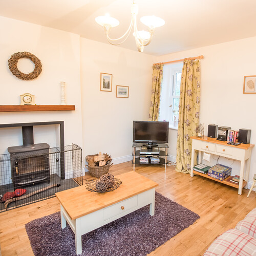 Chauffeurs Cottage 3